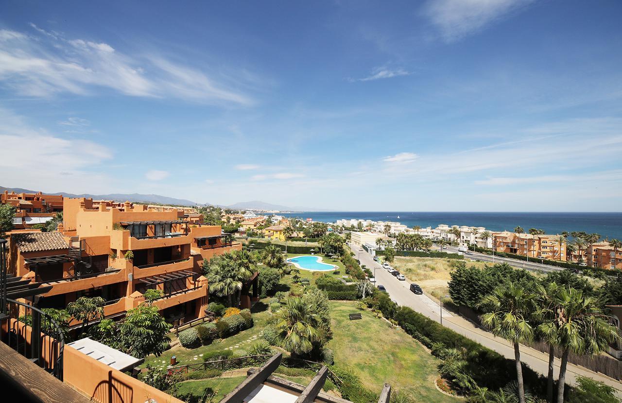 Jardines De Nueva Galera Cozy Penthouse Apartamento Estepona Exterior foto